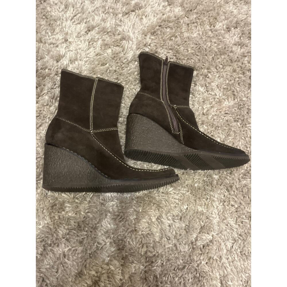 Steve Madden Whiskey Wedge Boots, size 9